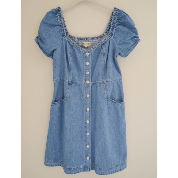 Madewell Dresses & Skirts - Madewell Denim Puff Sleeve Mini Dress Size 6